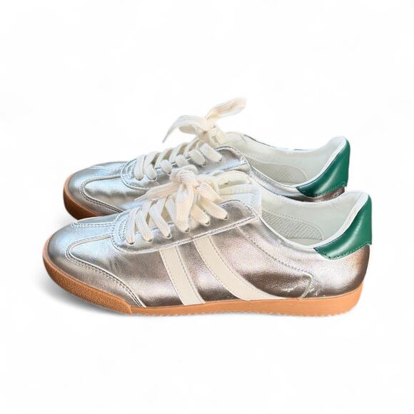 Steve Madden Hudsin Silver, Green, and White Sneakers Size 9 - Picture 2 of 10